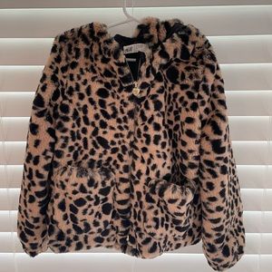 H&M leopard coat with zipper, pockets and cute hood.
